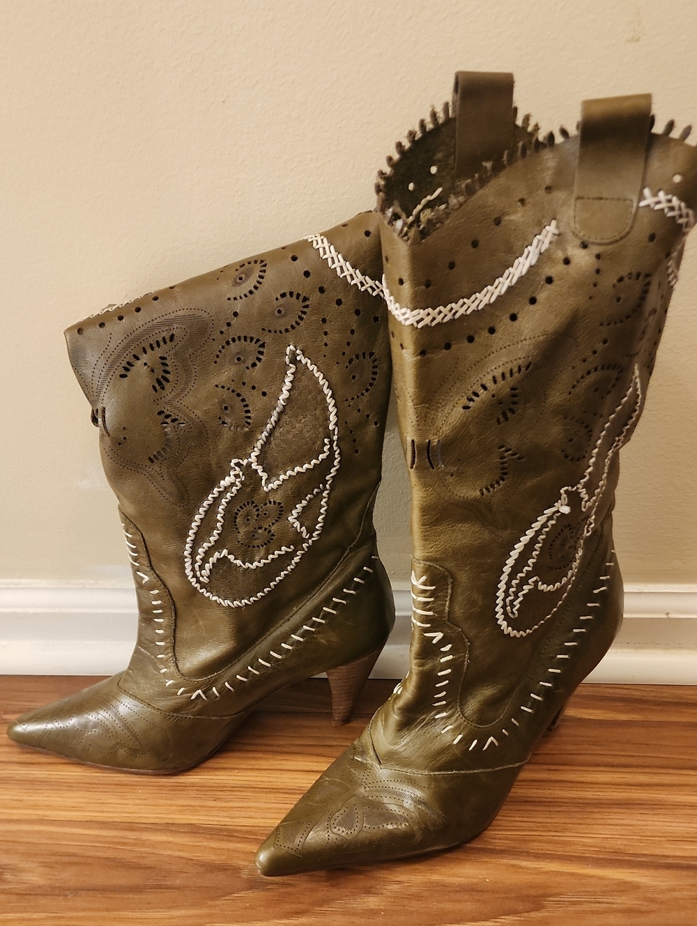 Green Stilletto Western Cowboy Boots